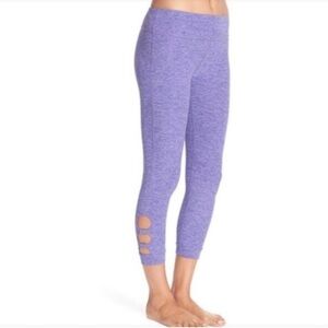 BEYOND YOGA Spacedye Purple Circle Cut-Out Capri Legging Size‎ Purple